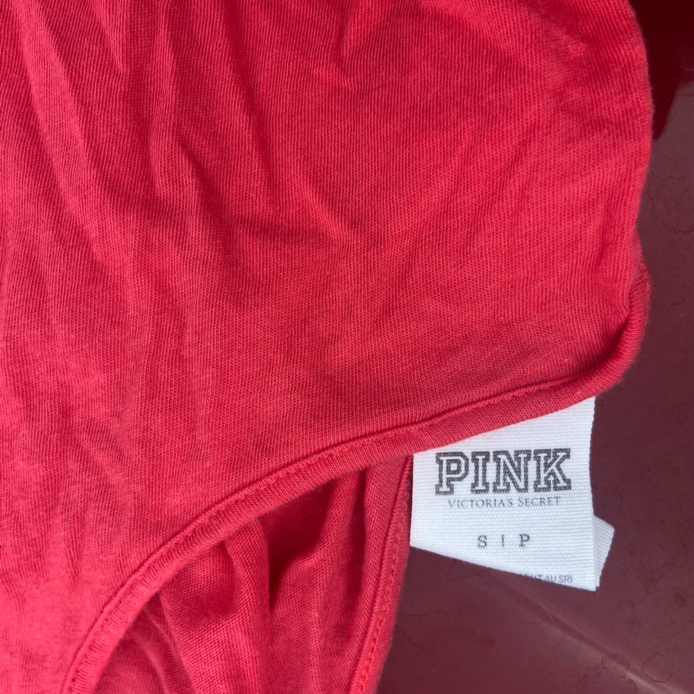 Tank top - Picture 2 of 3